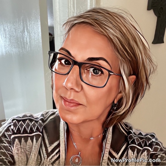 Meet your Posher, Karen - Picture 8 of 12